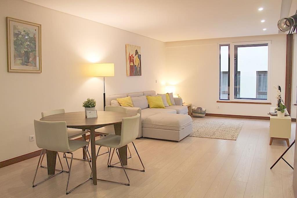 Oliveiras Charming Apartment Downtown Porto Buitenkant foto