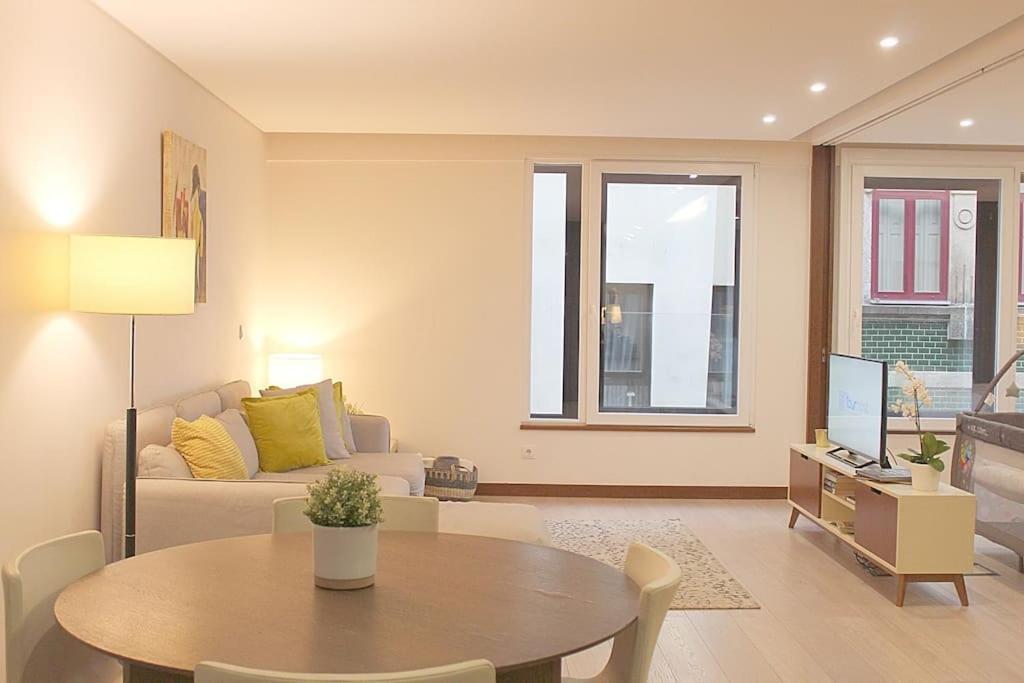 Oliveiras Charming Apartment Downtown Porto Buitenkant foto