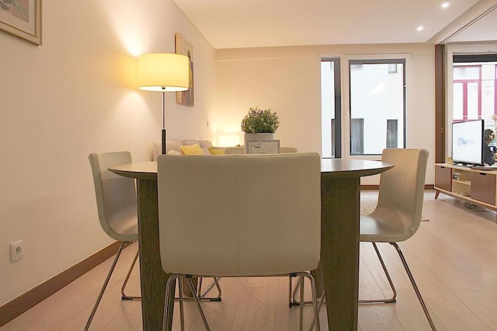 Oliveiras Charming Apartment Downtown Porto Buitenkant foto